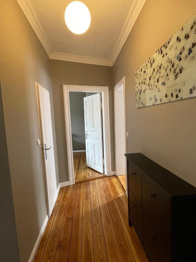 Altbaucharme Deluxe Mit Balkon In Zentraler Lage Διαμέρισμα Κίελο Εξωτερικό φωτογραφία